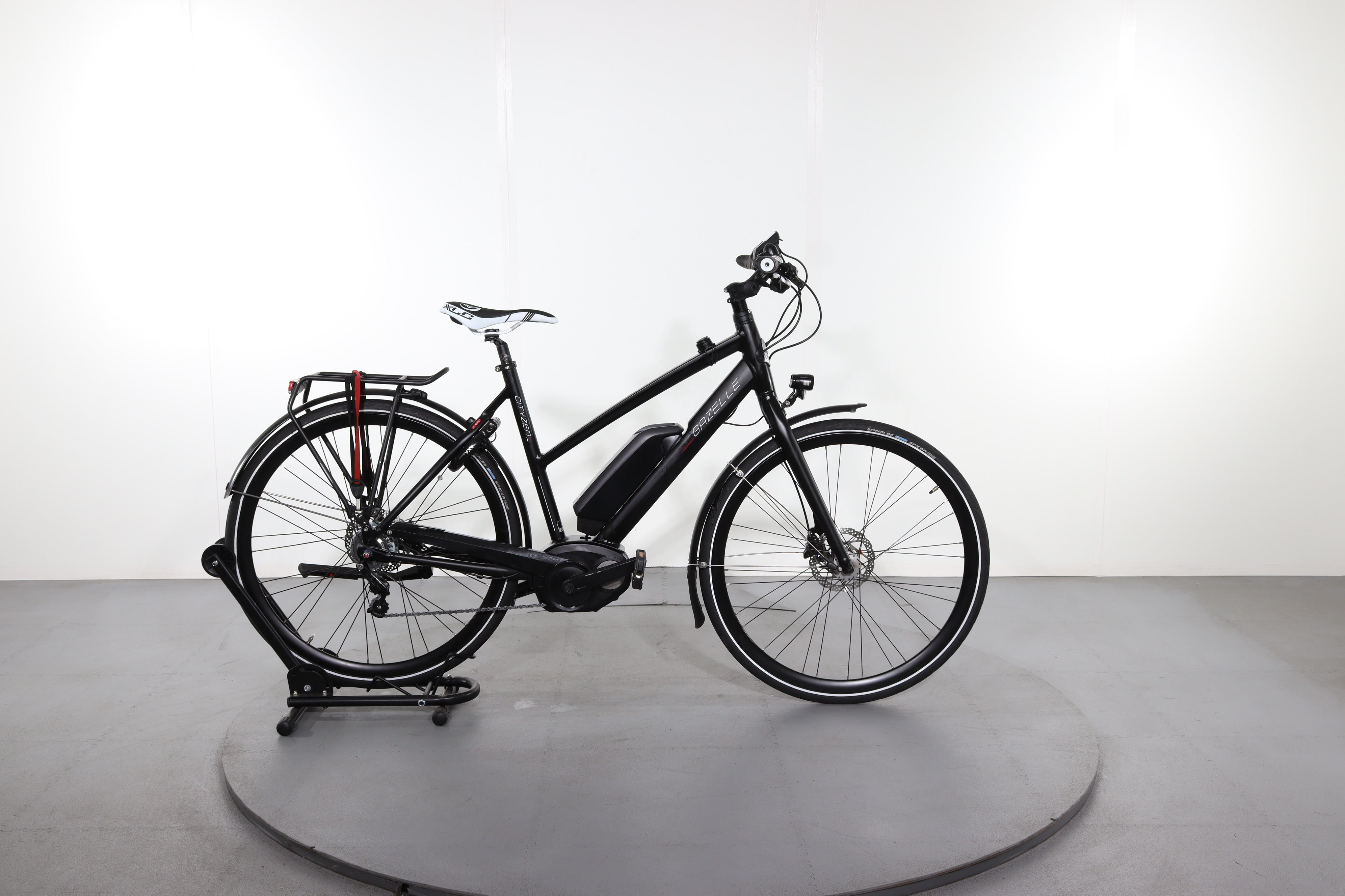 Gazelle CityZen C8 electric bike refurbished Upway