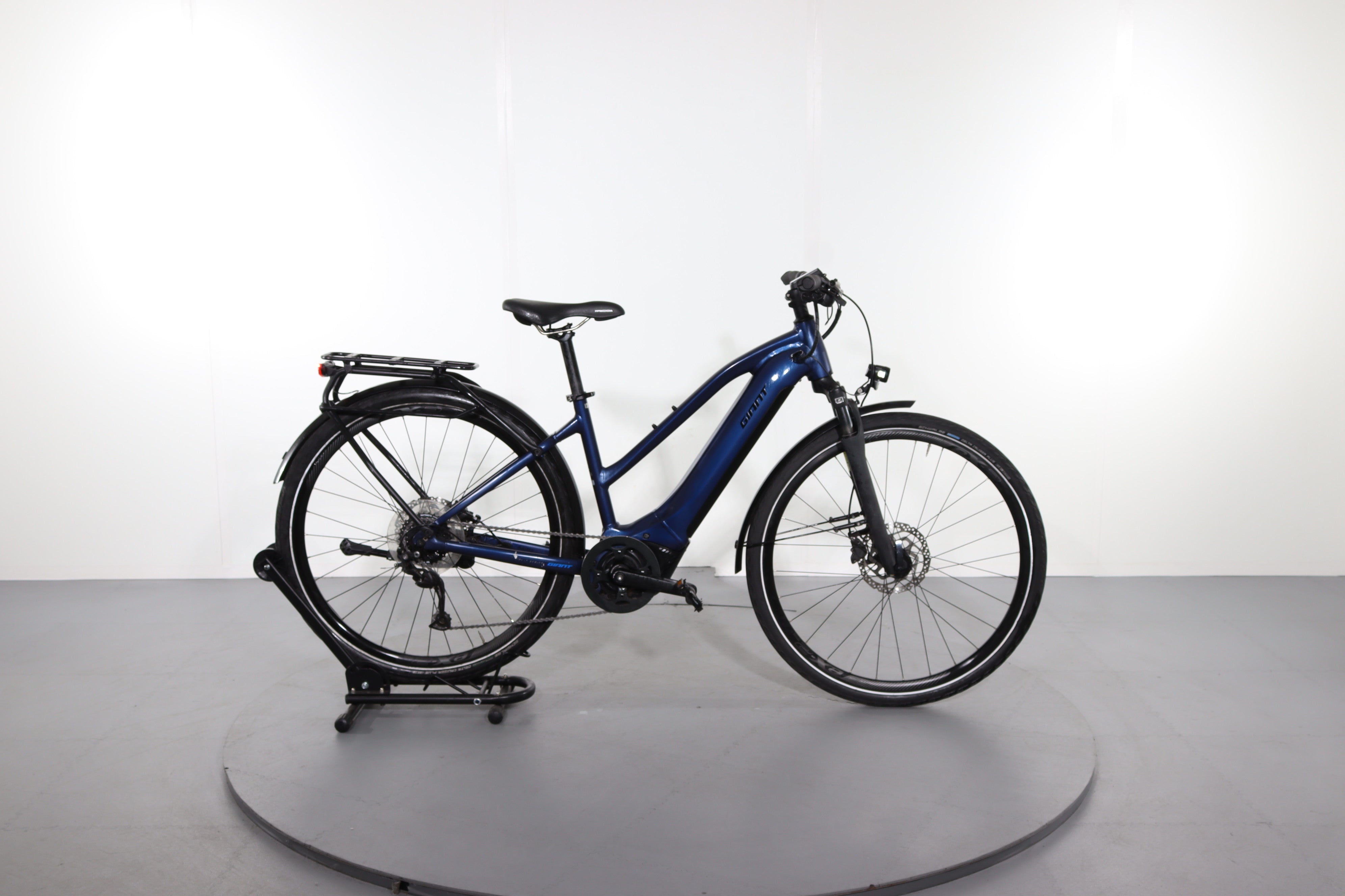 Giant Explore E Bikes Giant 2020 Giant Explore E+ Vtc Ã©électrique