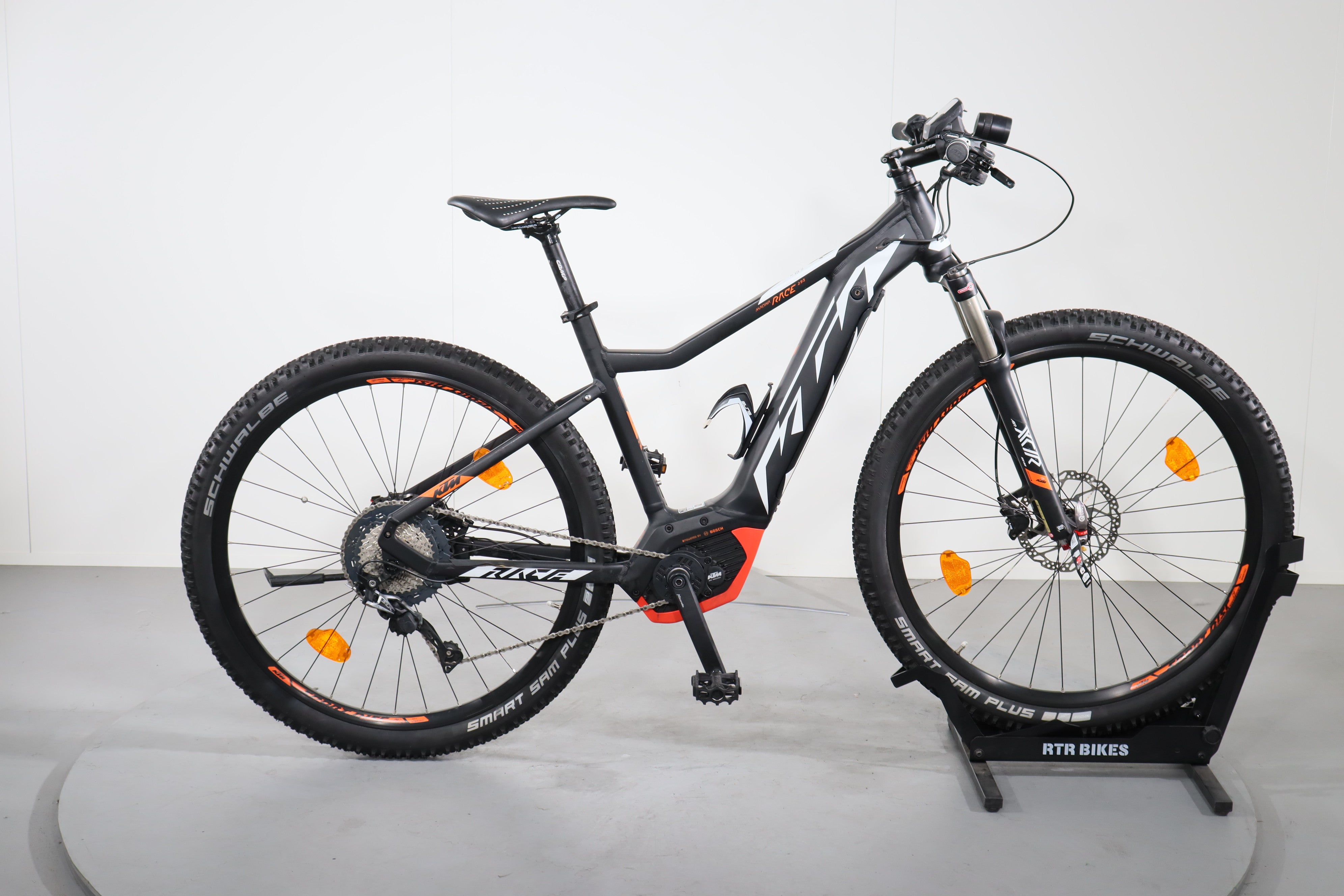 KTM Macina Race 293