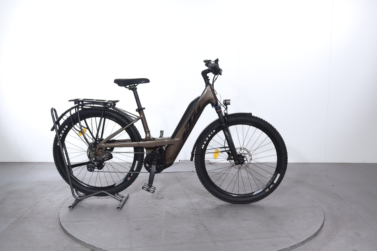 ktm macina aera 671 lfc