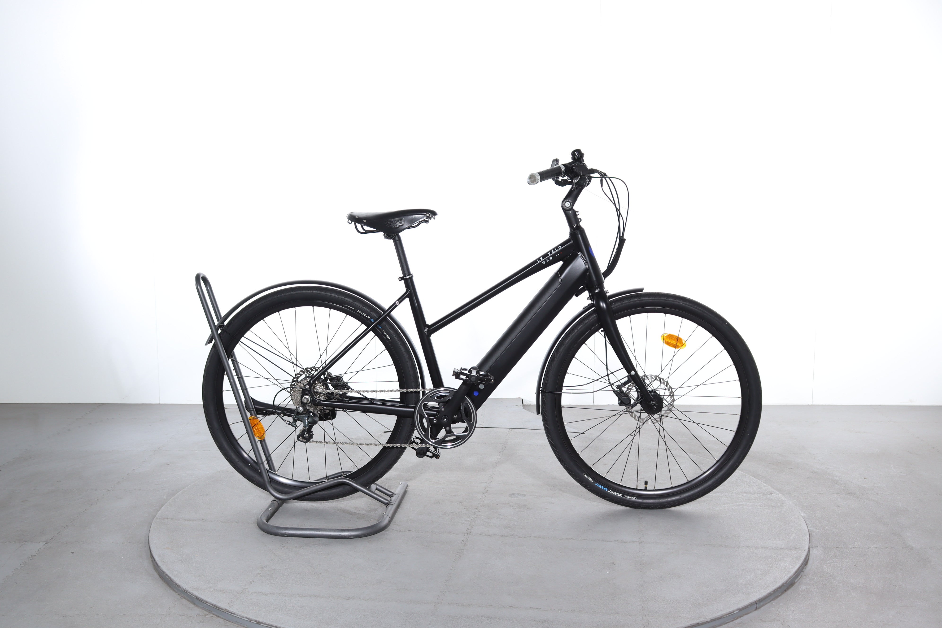 Le Vélo MAD Urbain electric bike refurbished Upway
