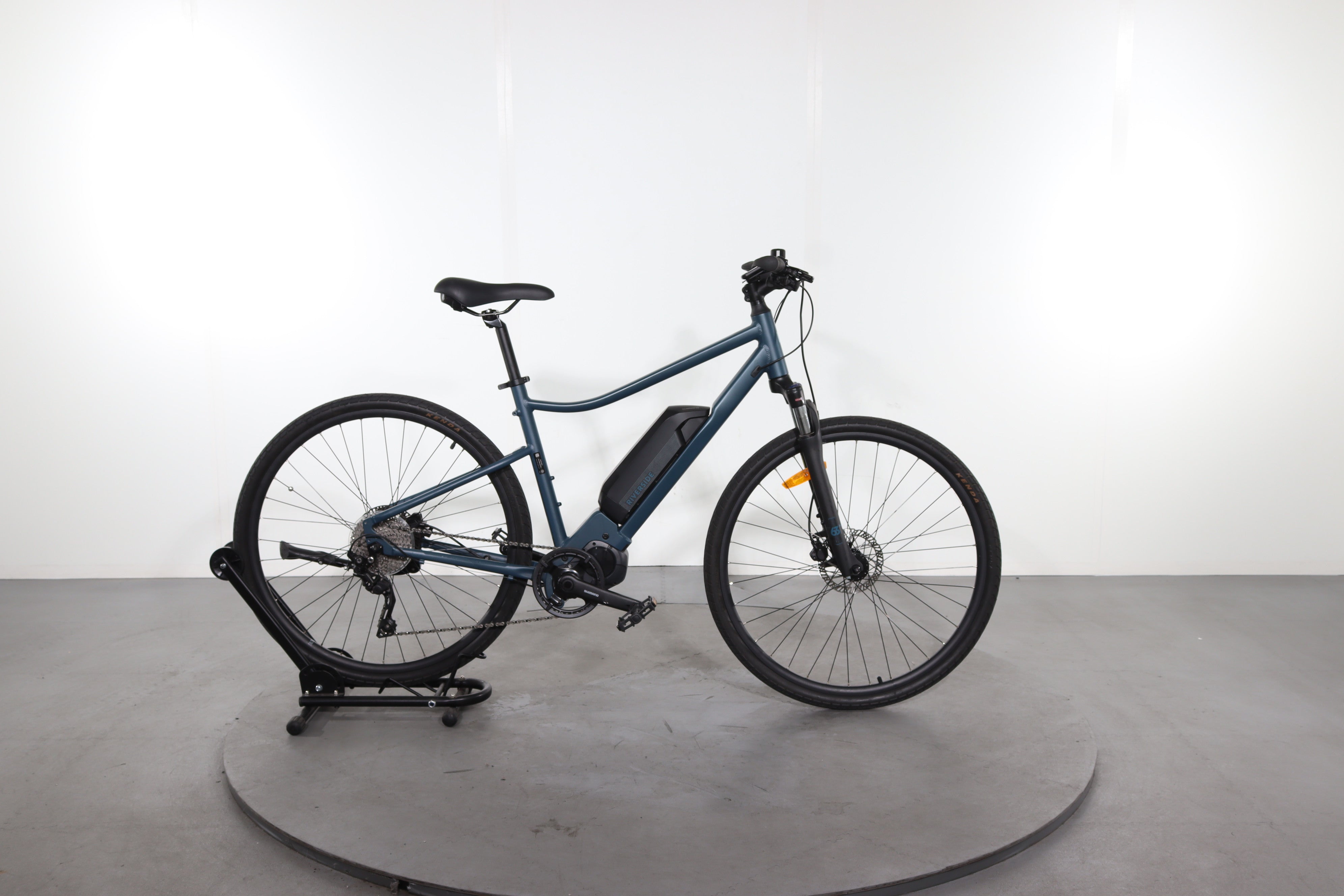 Bike Vtc Assistance Electrique Vtc Vae Decathlon Bike Velo Route