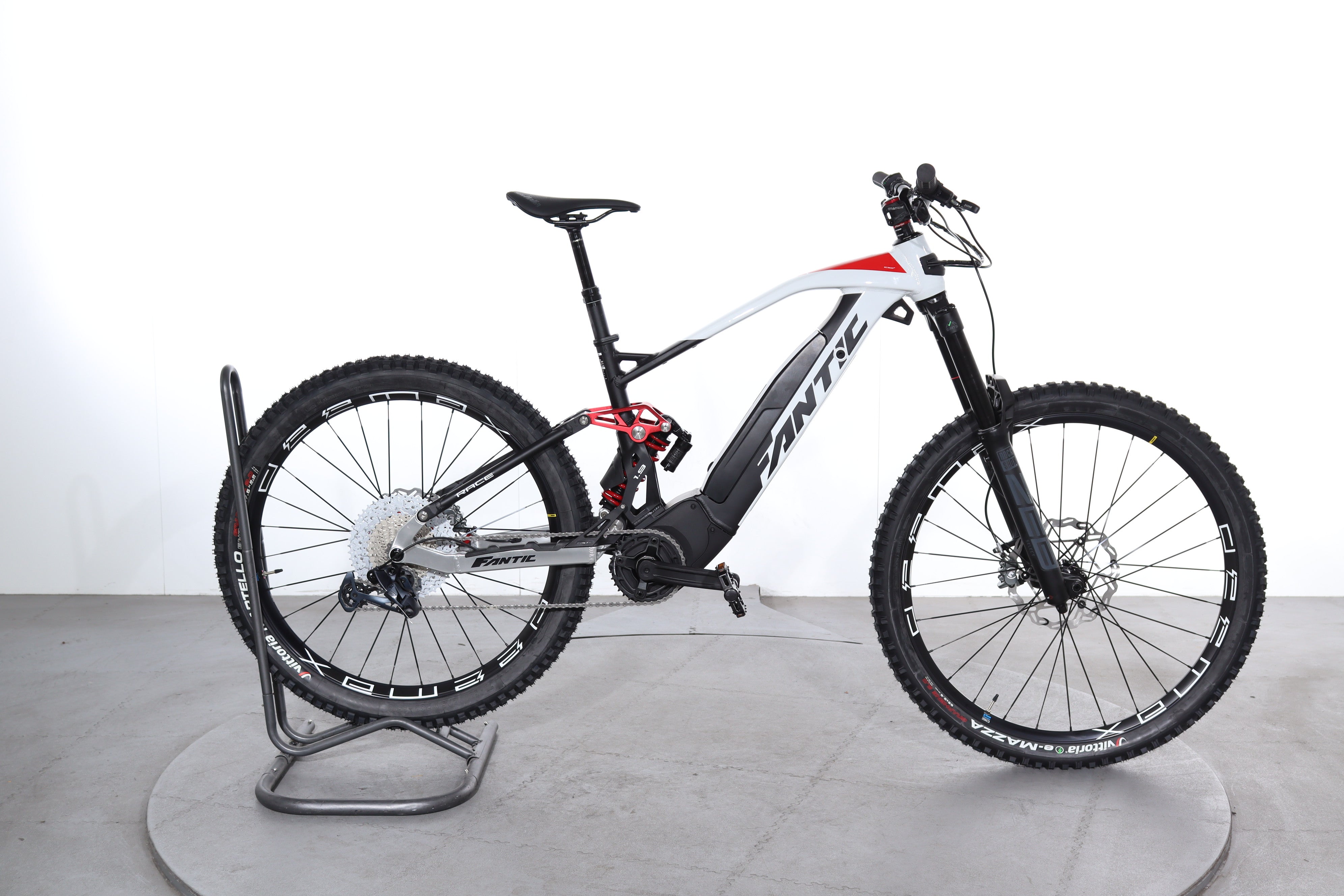 Electric bike Fantic Integra XEF Race 2023 refurbished Upway