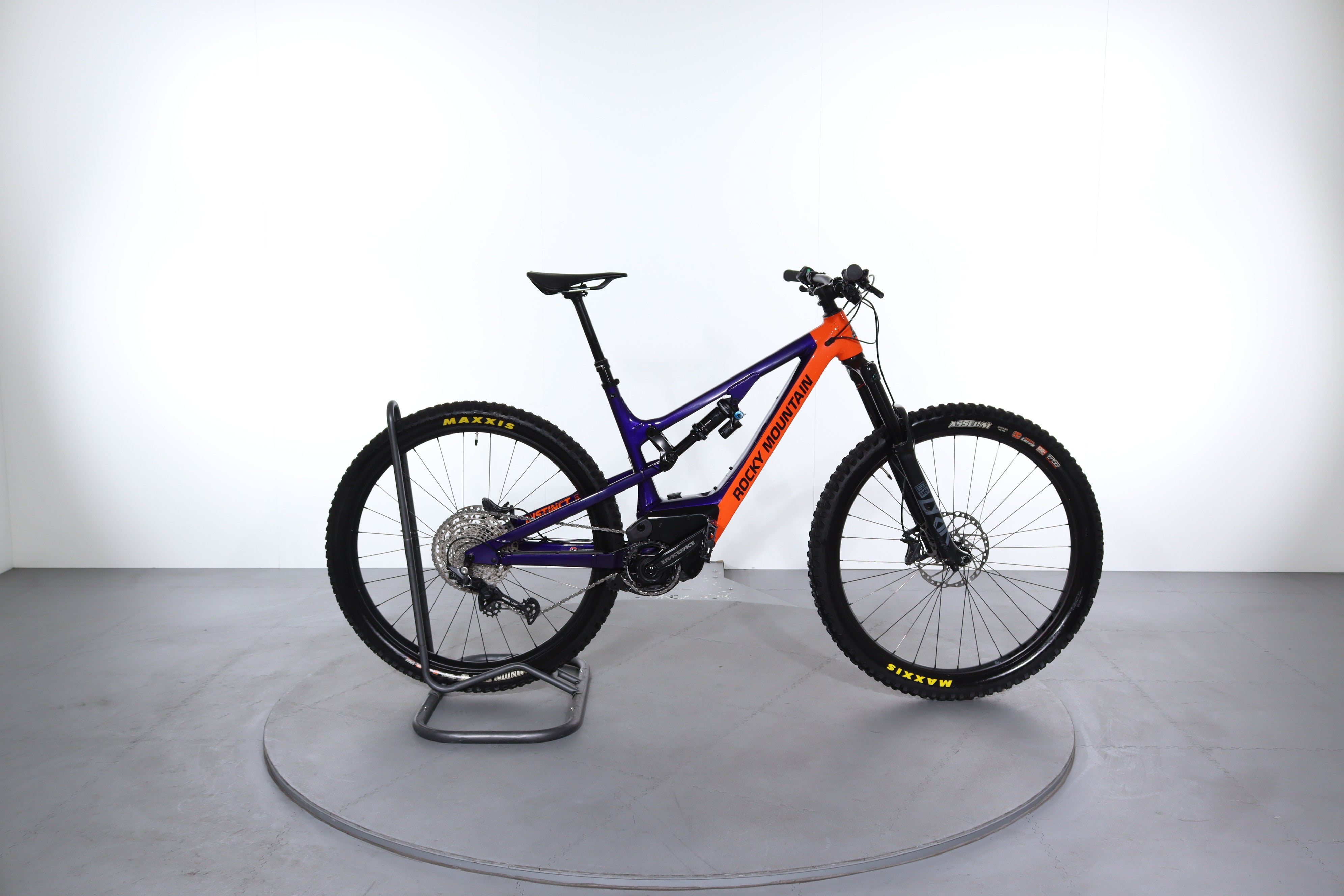 Rocky Mountain Instinct Powerplay 50 BC electric bike refurbished